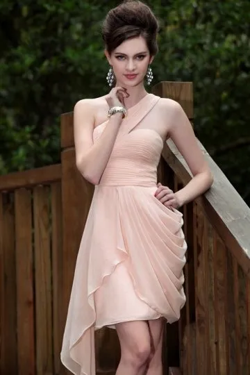 Robe de cocktail rose pour mariage ruchées asymétrique