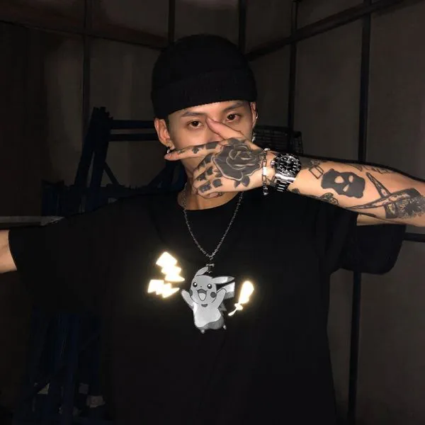 T-shirt en coton unisexe avec motif Pikachu